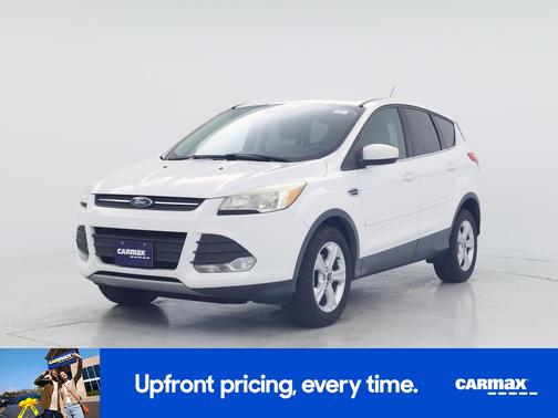 White 2016 Ford Escape SE