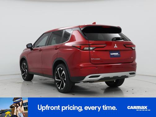 2023 Mitsubishi Outlander SE