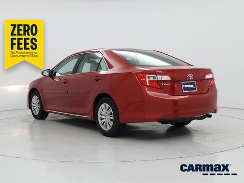 Red 2014 Toyota Camry LE