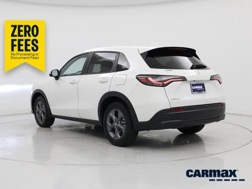 White 2026 Honda HR-V LX