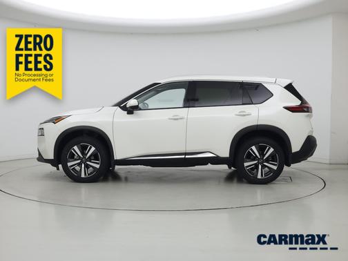White 2023 Nissan Rogue SL