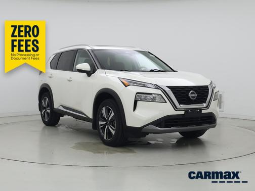 White 2023 Nissan Rogue SL