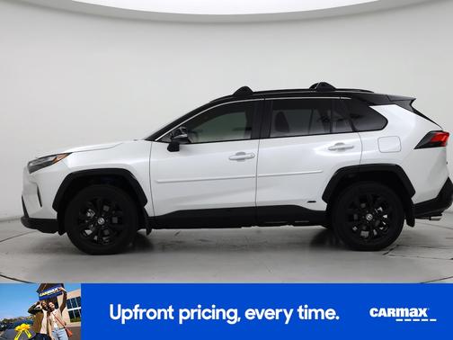 White 2025 Toyota RAV4 Hybrid XSE