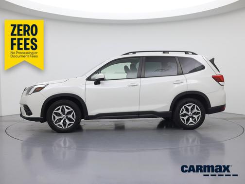 White 2023 Subaru Forester Premium