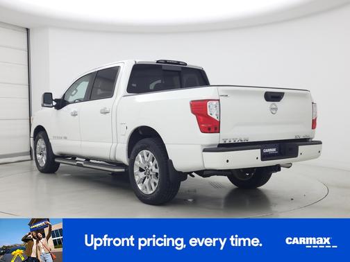 2020 Nissan Titan SV