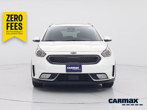White 2017 Kia Niro EX