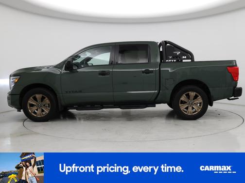 2024 Nissan Titan SV