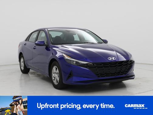 2023 Hyundai ELANTRA SE