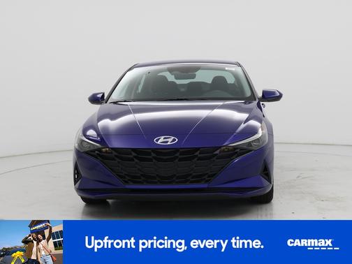 2023 Hyundai ELANTRA SE