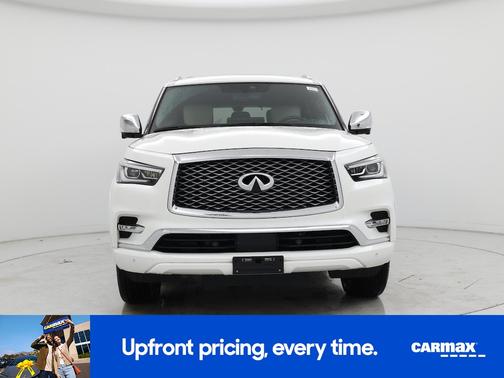 White 2022 INFINITI QX80 Luxe