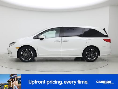 White 2022 Honda Odyssey Elite