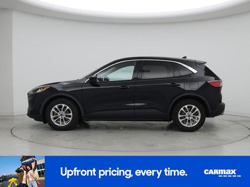 Black 2020 Ford Escape SE