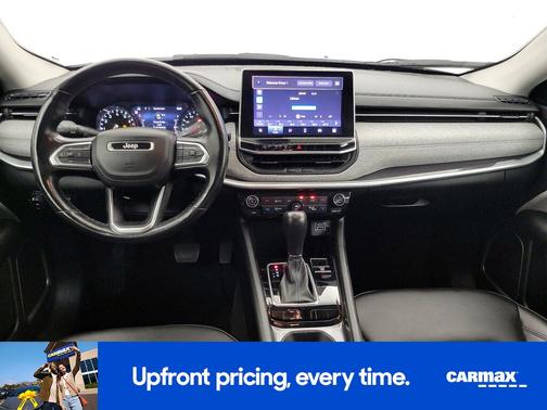 White 2022 Jeep Compass Latitude