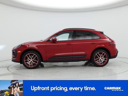 2022 Porsche Macan Base (PDK)