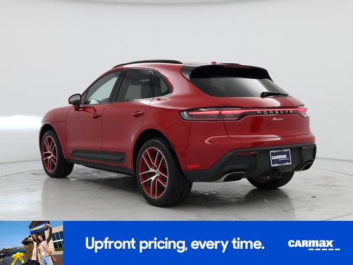 2022 Porsche Macan Base (PDK)