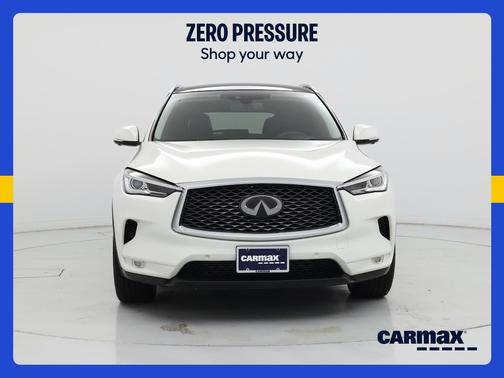 White 2019 INFINITI QX50 Luxe