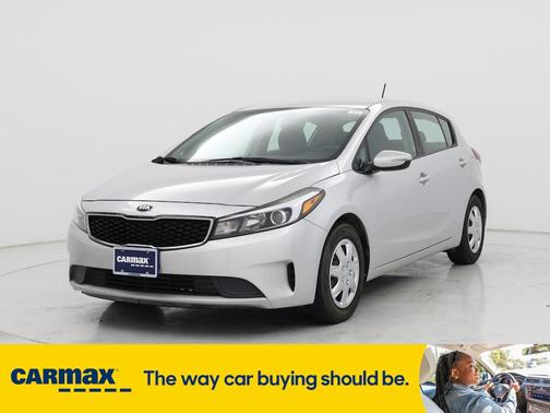 2017 Kia Forte5 LX