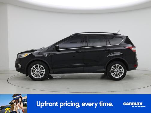 Black 2018 Ford Escape SE