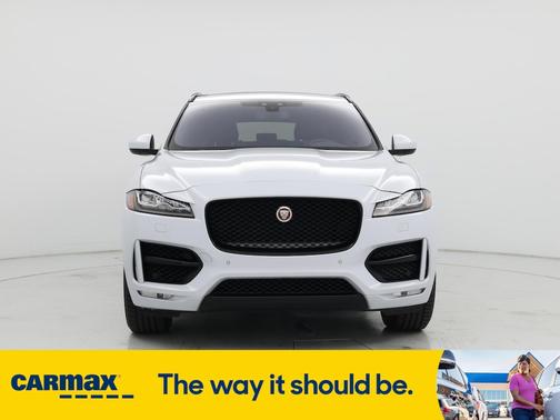 2018 Jaguar F-PACE R-Sport