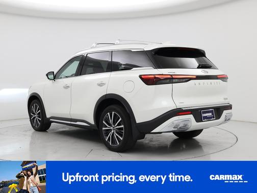 White 2022 INFINITI QX60 Sensory