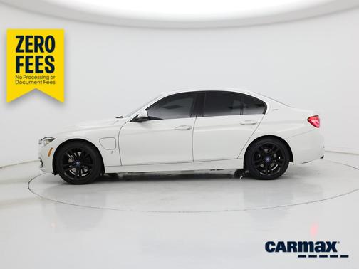 White 2018 BMW 330e E iPerformance