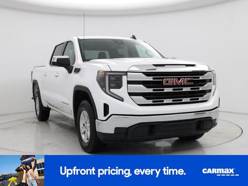 White 2023 GMC Sierra 1500 SLE