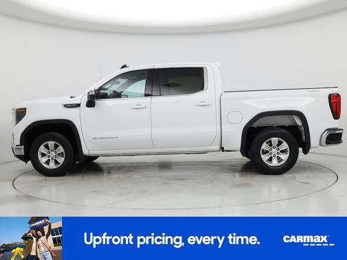 White 2023 GMC Sierra 1500 SLE