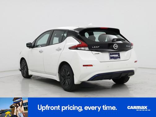 White 2022 Nissan Leaf S