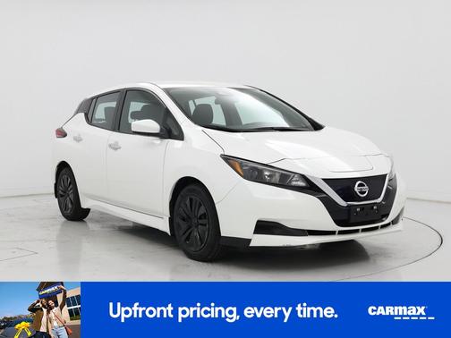 White 2022 Nissan Leaf S