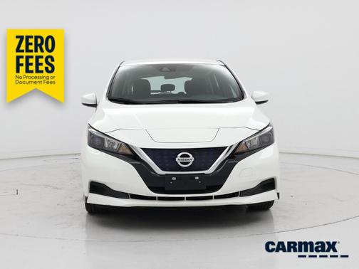 White 2022 Nissan Leaf S