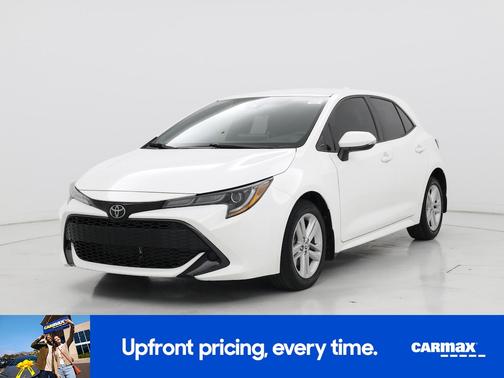 White 2022 Toyota Corolla Hatchback SE