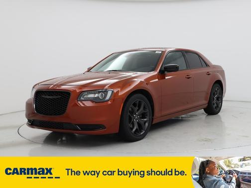 2021 Chrysler 300 Touring