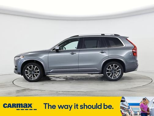2019 Volvo XC90 T6 Momentum