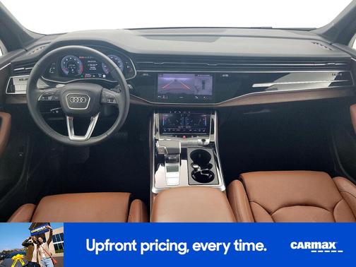 Silver 2025 Audi Q7 Prestige