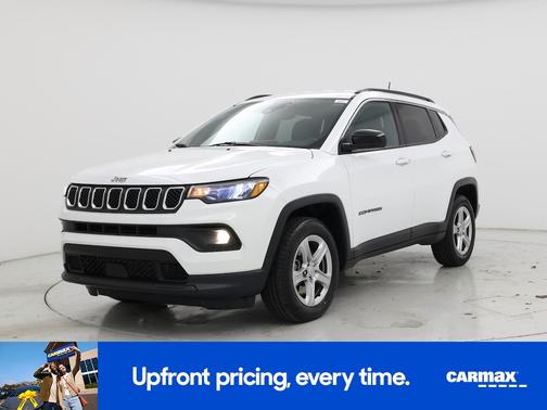White 2023 Jeep Compass Latitude