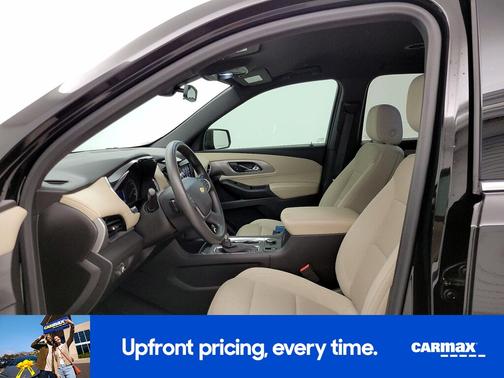 Black 2022 Chevrolet Traverse LS