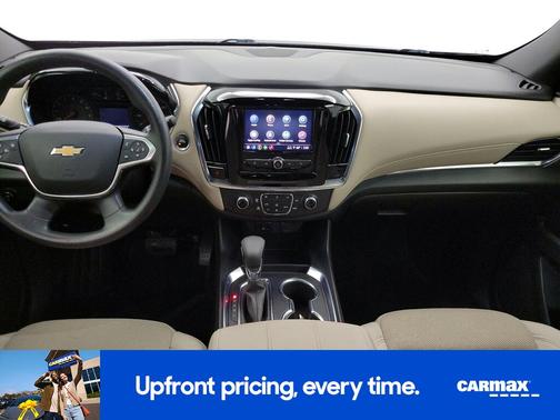 Black 2022 Chevrolet Traverse LS