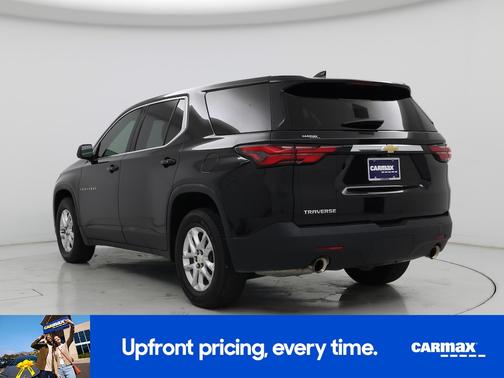 Black 2022 Chevrolet Traverse LS