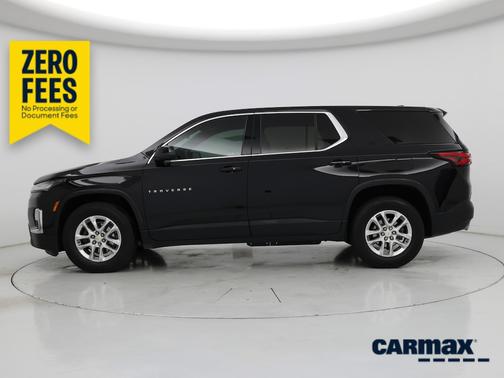 Black 2022 Chevrolet Traverse LS