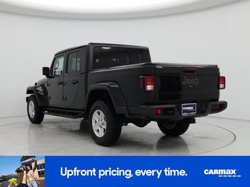 2022 Jeep Gladiator Sport