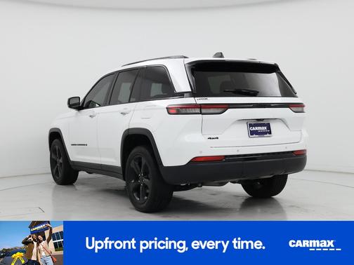 White 2023 Jeep Grand Cherokee Altitude