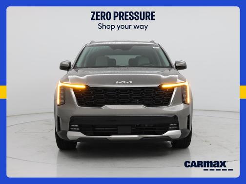 Tan 2025 Kia Sorento Hybrid EX