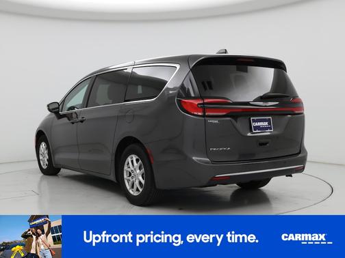 Gray 2023 Chrysler Pacifica Touring L