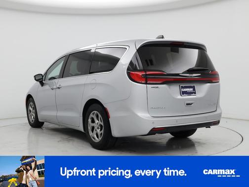 Silver 2024 Chrysler Pacifica Limited