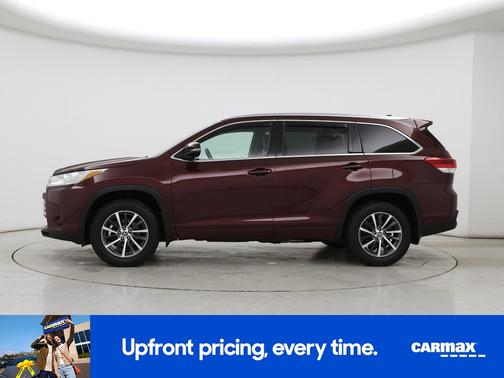 Burgundy 2017 Toyota Highlander XLE