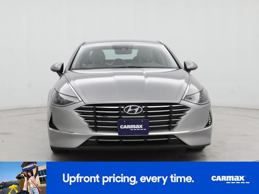 Silver 2023 Hyundai SONATA SE
