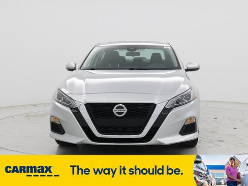 2022 Nissan Altima SV