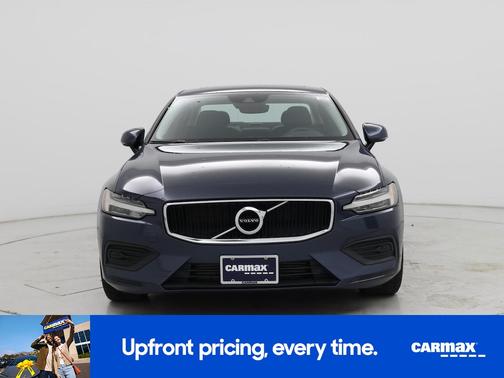2020 Volvo S60 T6 Momentum