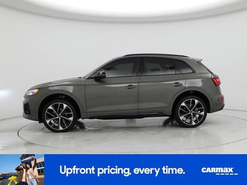 Gray 2024 Audi SQ5 Premium Plus