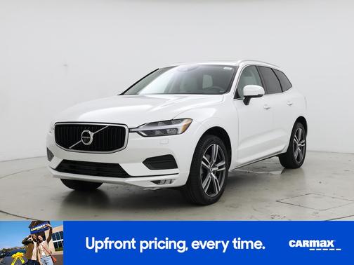 White 2020 Volvo XC60 T5 Momentum